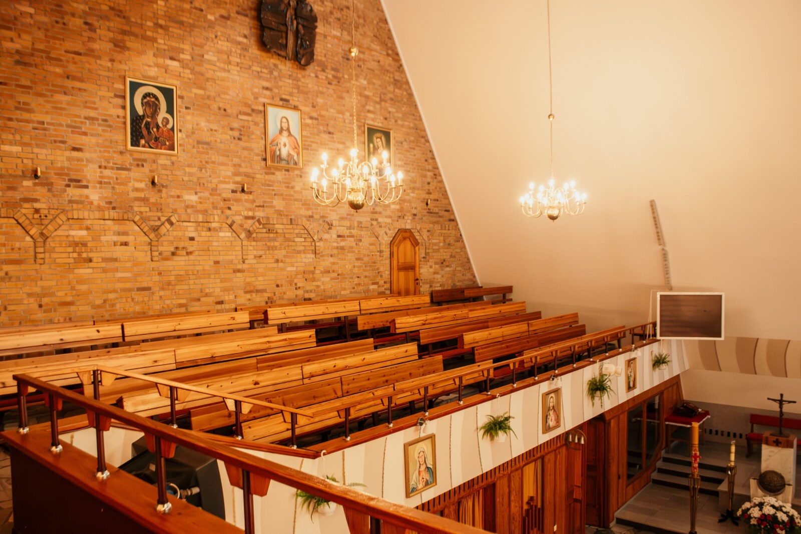 kosciol-gorny-parafia-rybnik-niewiadom-3